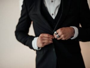Wedding Suit Rental: Reflect Presence & Character on Your Big Day