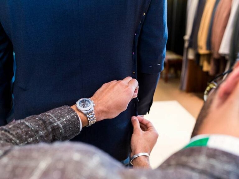 Beyond the Toast: How to Command Your Wedding Venue Dining Experience