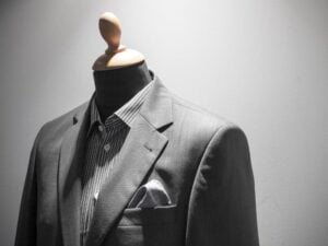 Why Choose Tailored Suits for Men? The Best Investment in Your Success